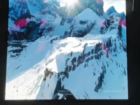 后湖室內全彩P2.5安裝完成   尺寸：2.88??2.4   像素點：1152??960