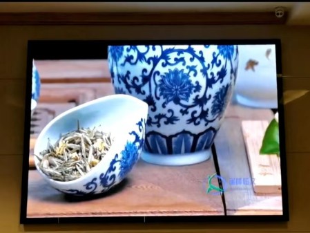 江夏***部隊BTQ018安裝調試完成   像素：1376x946，尺寸：2.56x1.76m